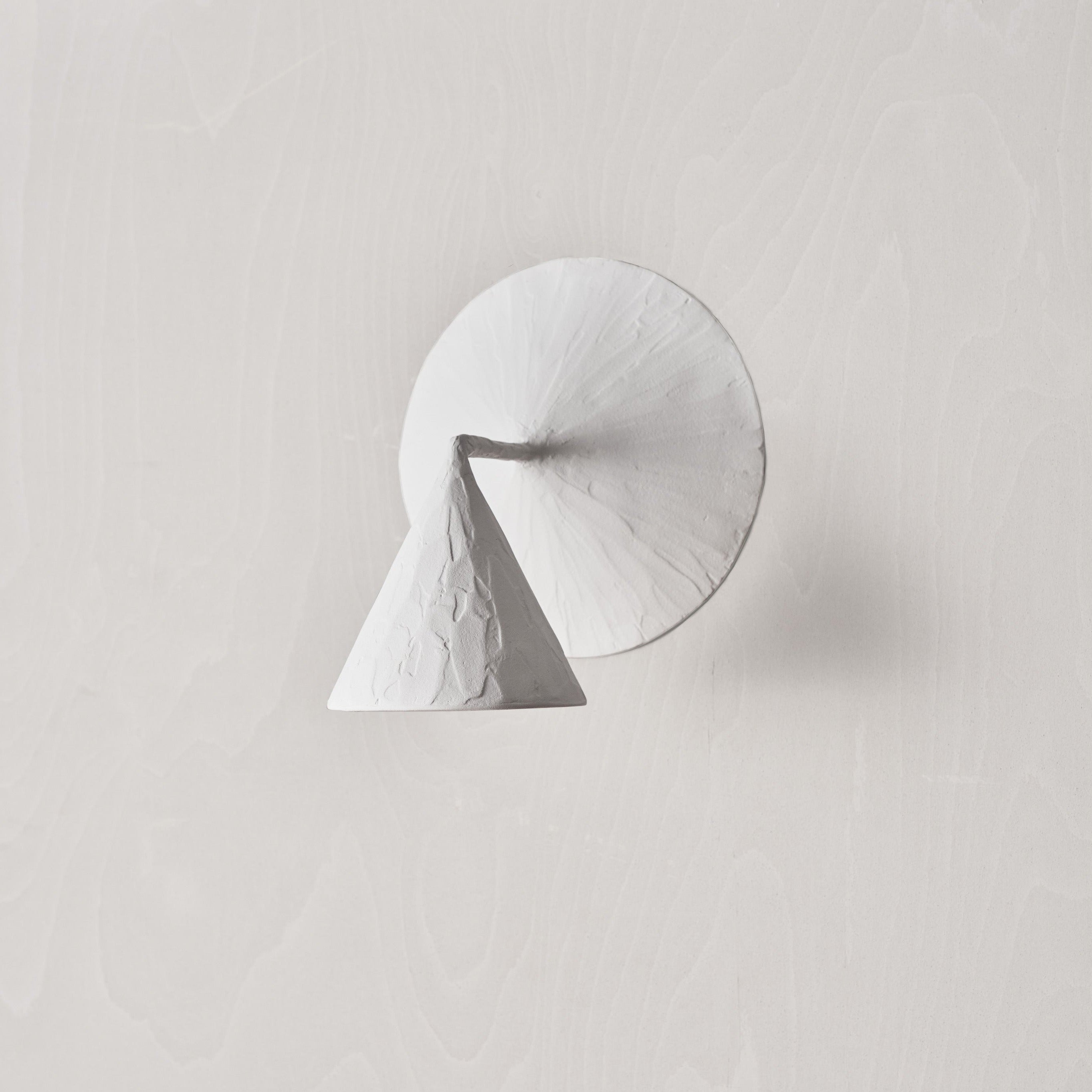 Arrow wall light